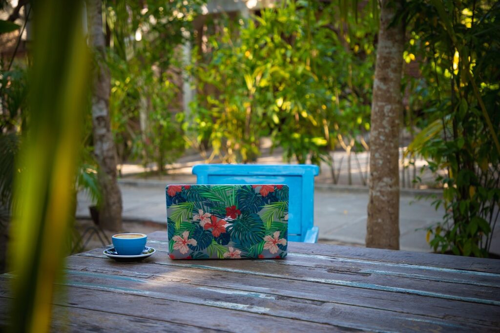Cozy remote working spot Find your coziest remote working spot with our help.