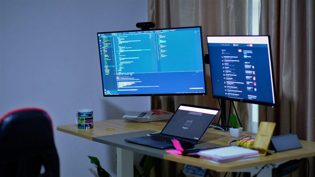 A remote MSP workers home office